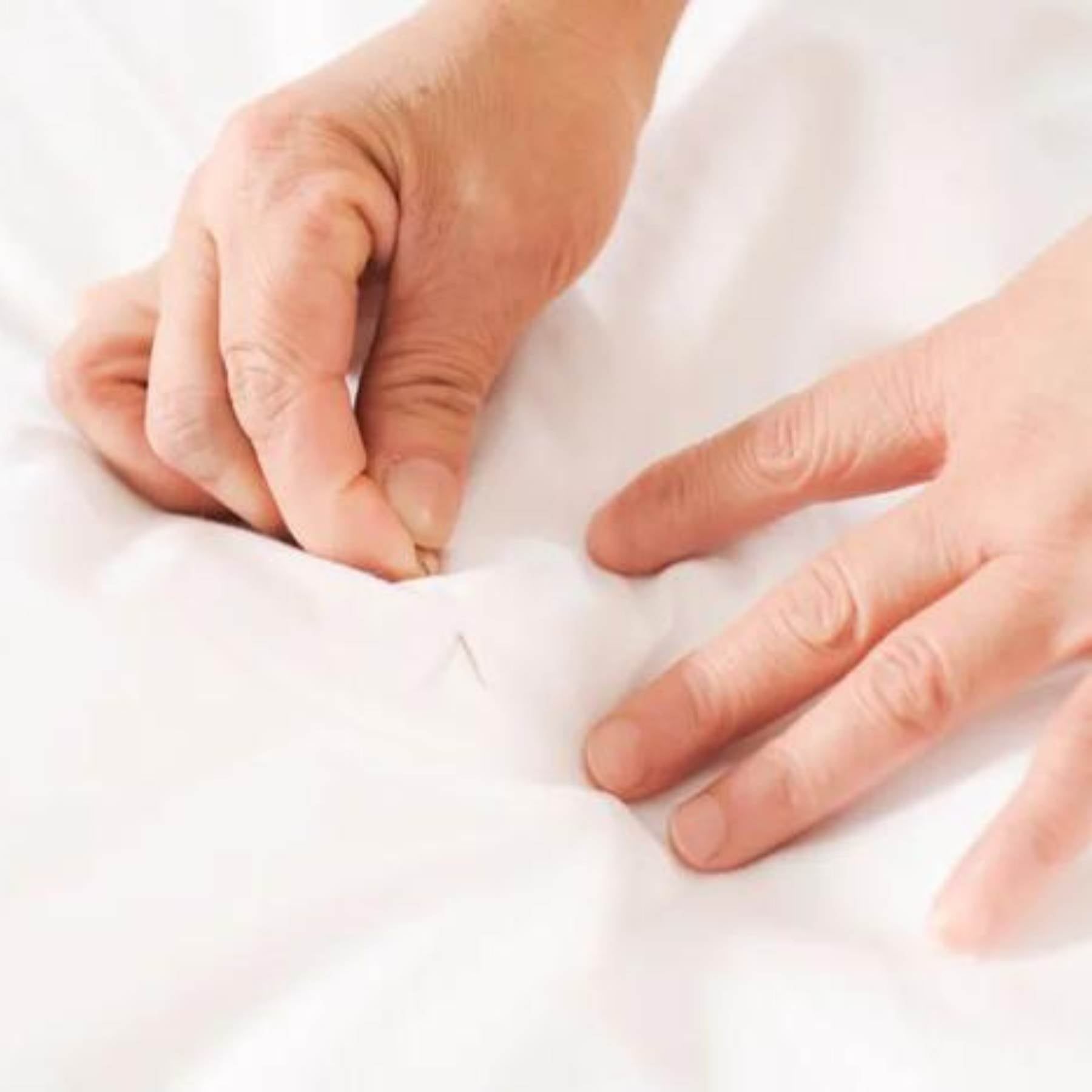 Ganzjahres-seidenbettdecke mit Baumwollbezug