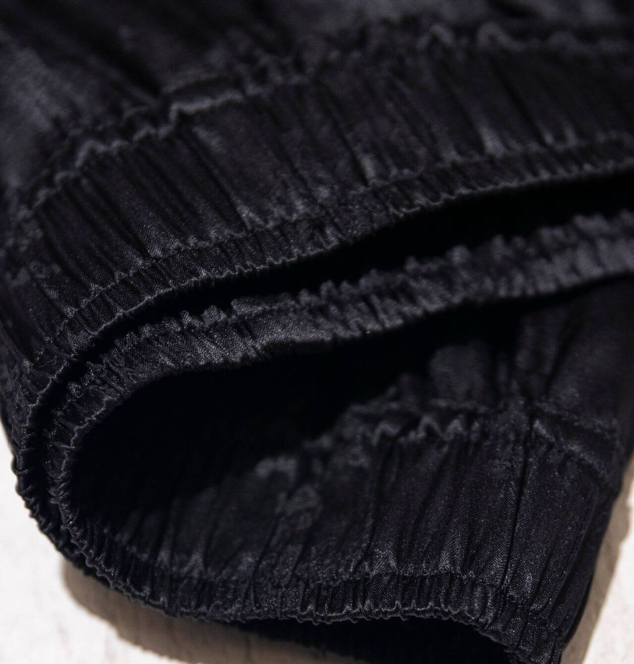 Seidenjacquard-Hosen