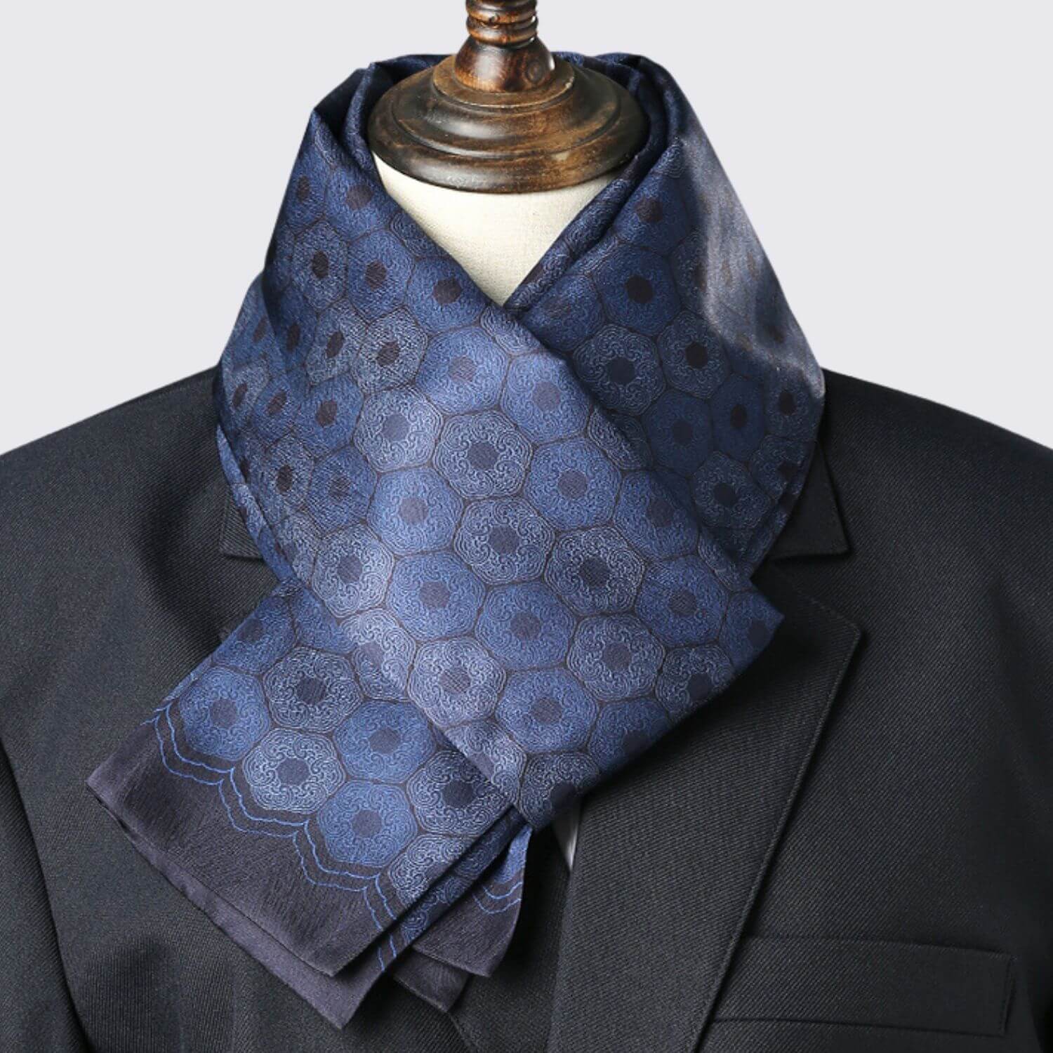 Double-layer men’s silk scarf