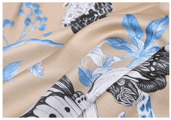 Silk scarf (90×90 cm)