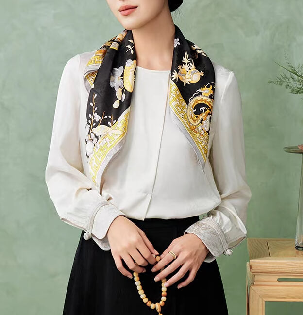 Silk scarf (90×90 cm)